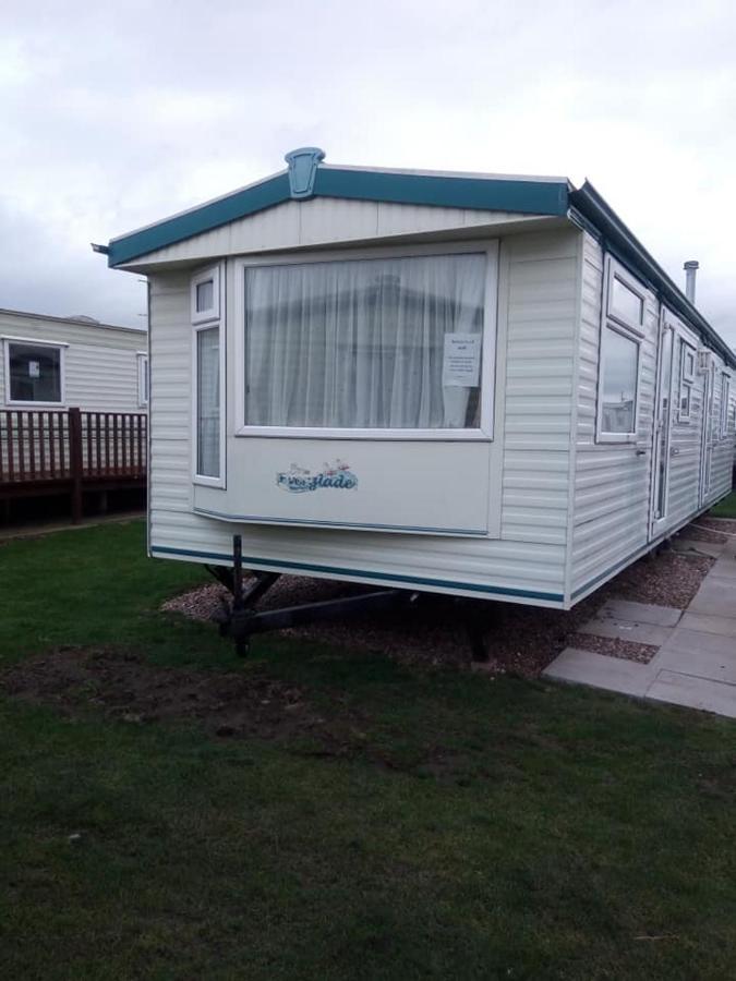 L&G Family Holidays 8 Berth Sealands Familys Only And The Lead Person Must Be Over 30 (Adults Only) Ingoldmells Dış mekan fotoğraf